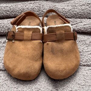 Kids slip on shoes